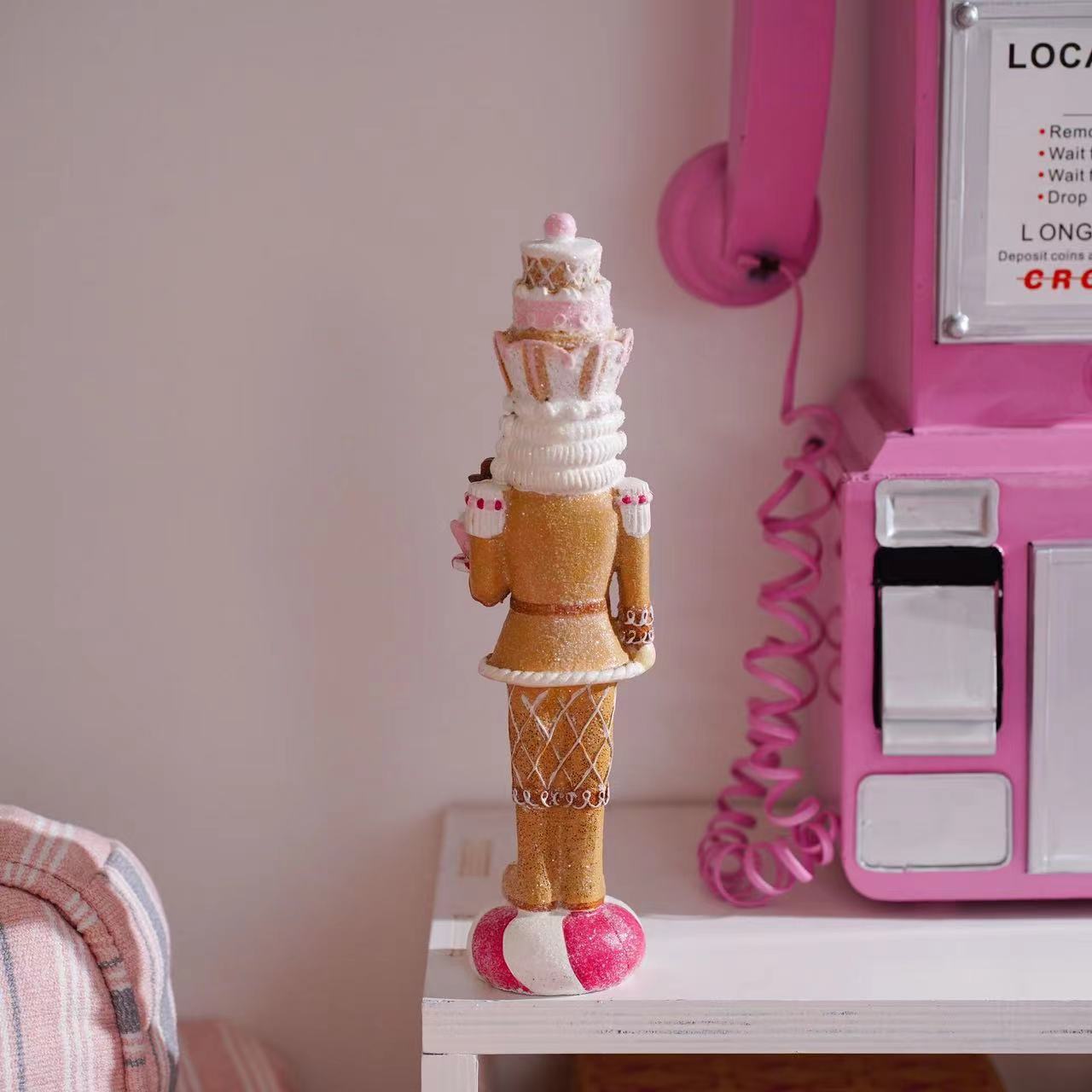Sweet Pink Nutcracker Soldier  - Nutcracker Figurine recensie en prijs