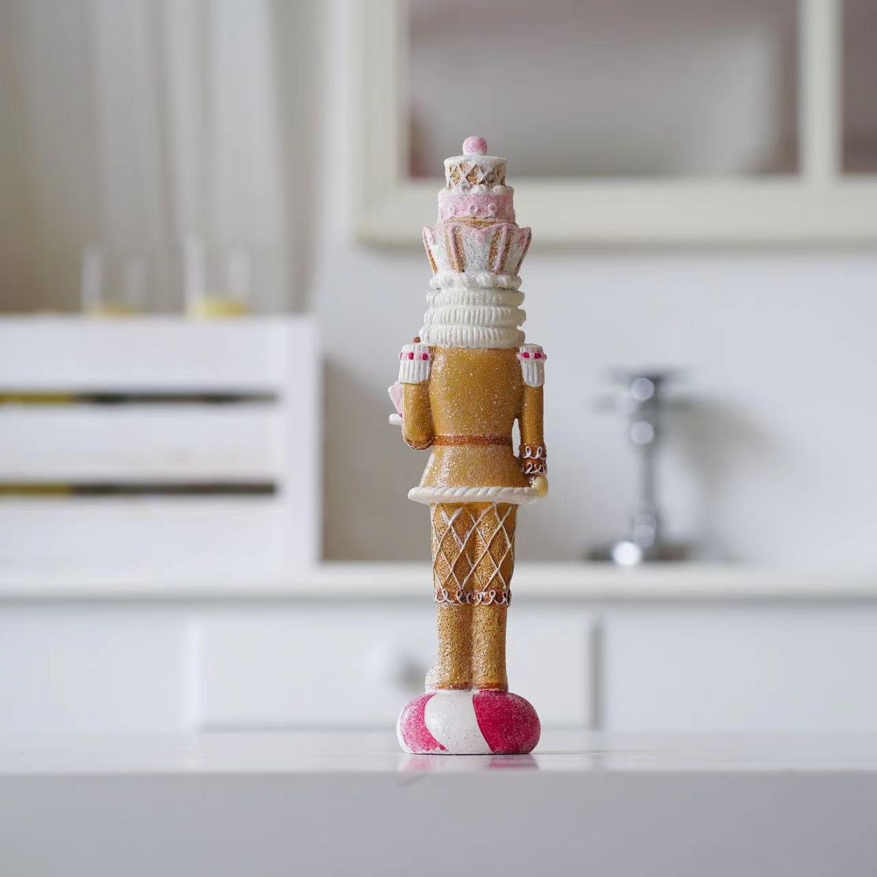 Sweet Pink Nutcracker Soldier  - Nutcracker Figurine recensie en prijs